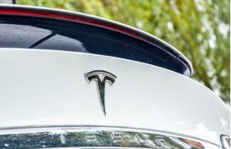 特斯拉Model S和Model X调整 官降4.83万至9万元